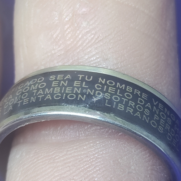 316L Mans Ring La Pracion es en Espanol, esta hecho de acero inoxidable - Picture 6 of 9